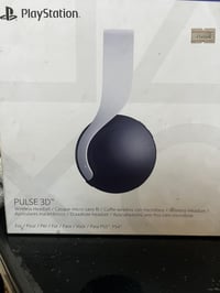 سماعة بلي فايف اصلية مستخدمة بالكارتونة نظافة ٩٠ بالمية السعر ٦٠ وبيها...