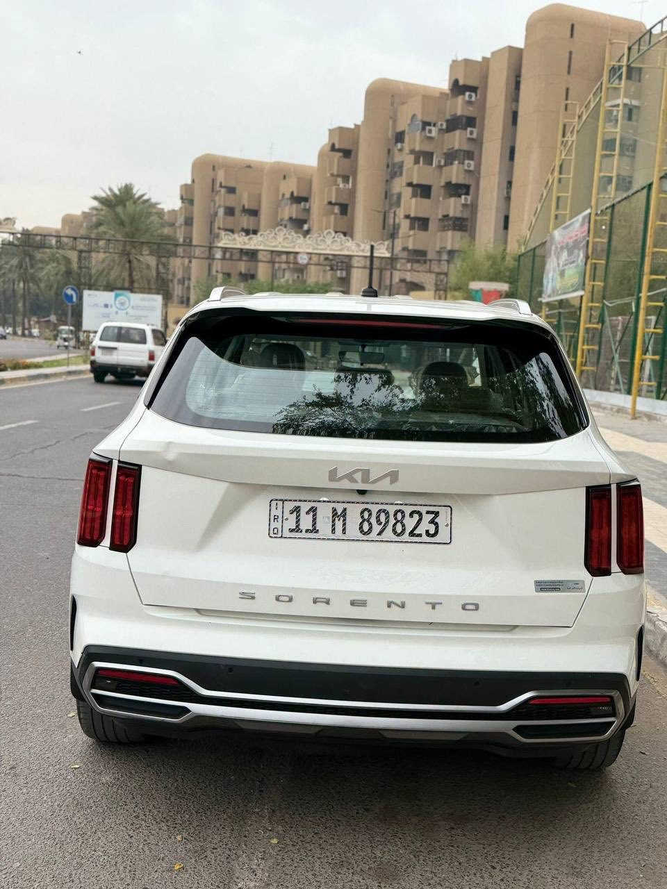 السلام عليكم للبيع فقط✅
سورنتو 2022 خليجي
 محرك 4 سلندر 2500 Mpi
7 راكب ورقم بغداد بأسمي 
مواصفات معروفه الستندر 
بصمة وتشغيل عن بعد
حساس امامي وخلفي 
صندوق كهرباء 
مري شفط 
المجموعه الدوليه العراقيه
كرسي السايق كهرباء 
ويل كب 5 حجم 19
تحكمات ستيرن وبصمات 2 موجوده وشاحن لاسلكي وكشنات مخمل 
و 4 وضعيات قياده وتبريد 3 قطع وانارة ابواب وكامرا خلفيه وشاشه تدعم Apple carplay
بيها رصعه بالصندوك ورصعة من الداخل بسبب سد الباب عالحزام والباقي مكفول لا بارد ولا صبغ والسونار موجود
ماشه 61 الف كيلو
عنواني بغداد الكرخ 
***********
