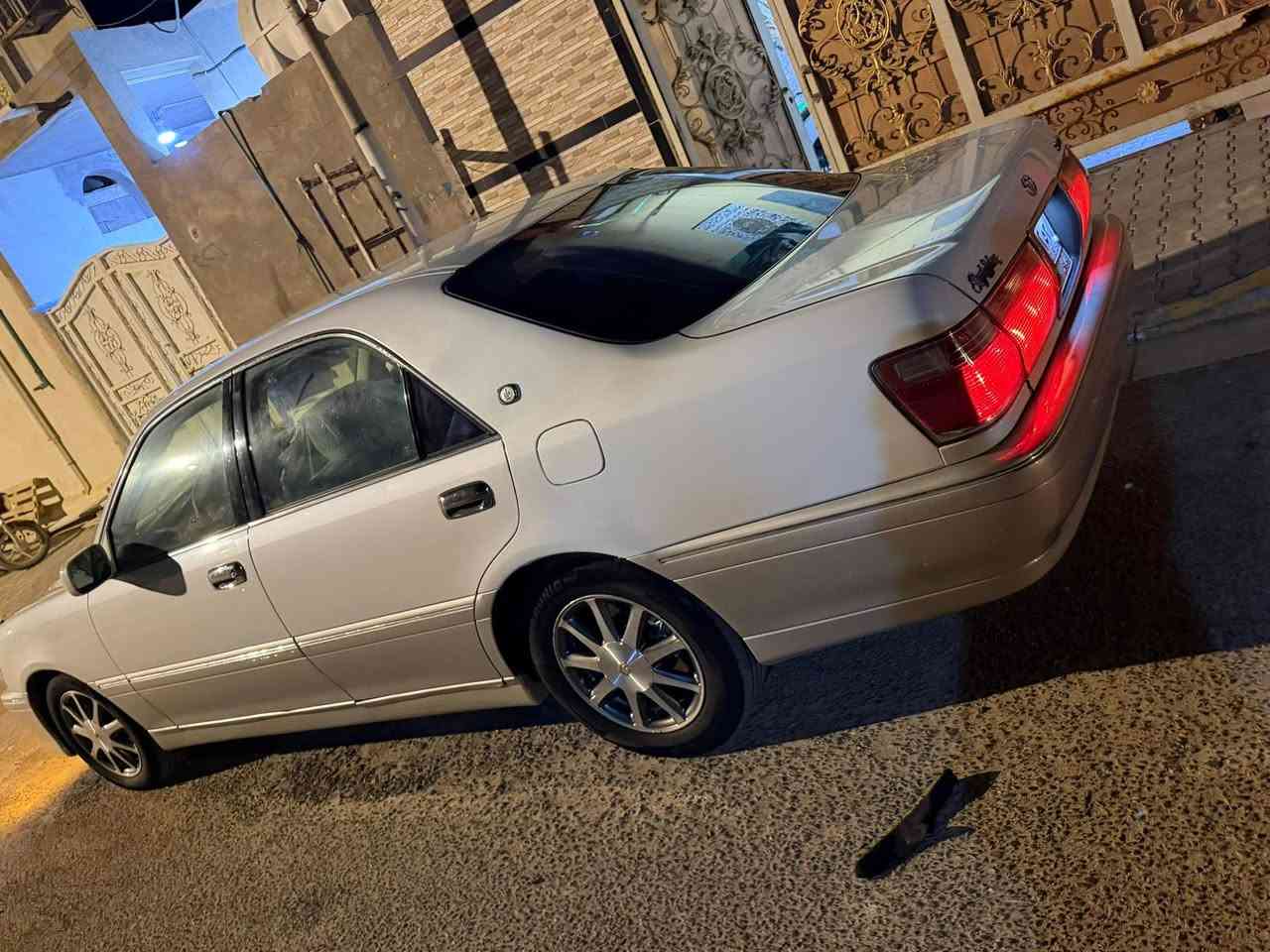 سلام عليكم
جنون
مديل٢٠٠٠
تسجيل جديدقرار٤٨تسجلت بفترت الشهرين اصولي تحويل
سياره جديده
جاهزه 
مكينه كير محرك ففتي ام الكلاص الابيض
حداده مشط جديد
تخم تاير ويل كب نجمه
السياره كص قماره وبيها تبديل جاملغ بل يابان بلادي
رقم ذي قار
تحويل بلبصره
سعره١٠٨
***********
