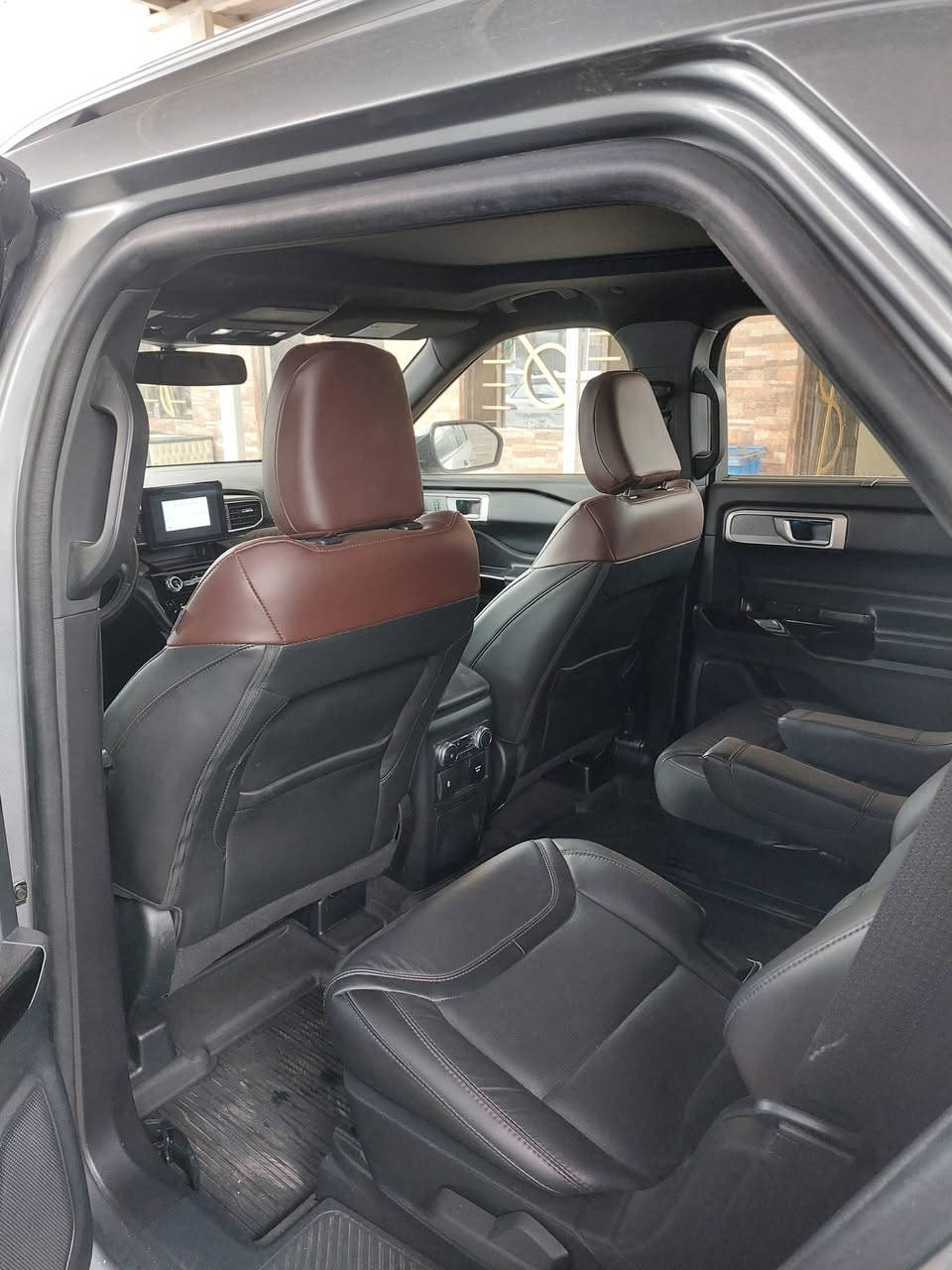 للبيع فورد اكسبلورر 2022 وارد أمريكي
حادث سطحي بنيدر وجاملغ ركن
السياره فول الفول بلاتينيوم
هايبرد وسته سلندر 
للاستفسار ***********
