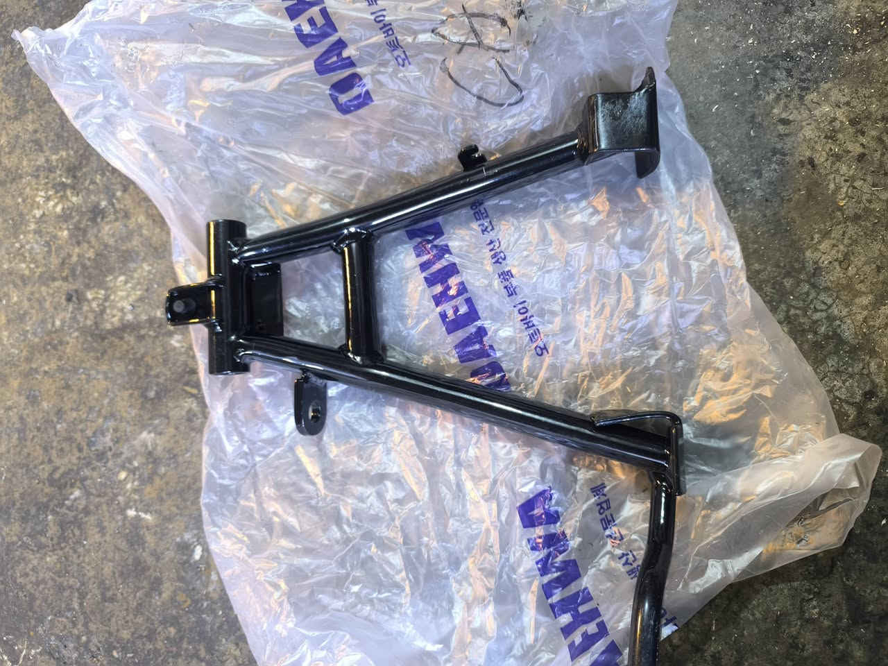 سلام عليكم
توفر لدينا غراض سرفيز جديد
تاير اصلي كوري
وجه دشبول بلاستك اصلي
ستان عدل اصلي
فج وره دبل بستم اصلي 
درع اصلي
دشبول اصلي
فافونه معه صينيه زنجيل اصلي
لاستيكه دوسه النص اصلي
بيم ستان نص اصلي 
اي استفسار
*********** محلات احمد ماهيه
شطيطه شارع الماطورات  🩵🌹
