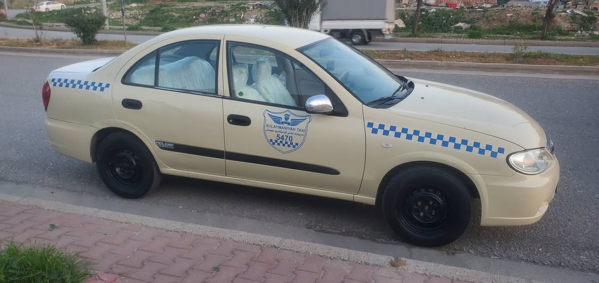 سه نی ۲۰۱۰ بی بویاخ سونه رم داناوه  یه ک په له کارتی هه یه پیش و دوای که پسه ده رگای دوای سه کن توزی ساردی هه یه له گه ل چه ملخی پیشه وه سه نه وی ٦مانگه به سرچوه تازه پیش و دوای داگیراوه گیر و مه کینه و ته برید ته حویل به شه رت ۱۱۱ گه لاو معامه له ***********
