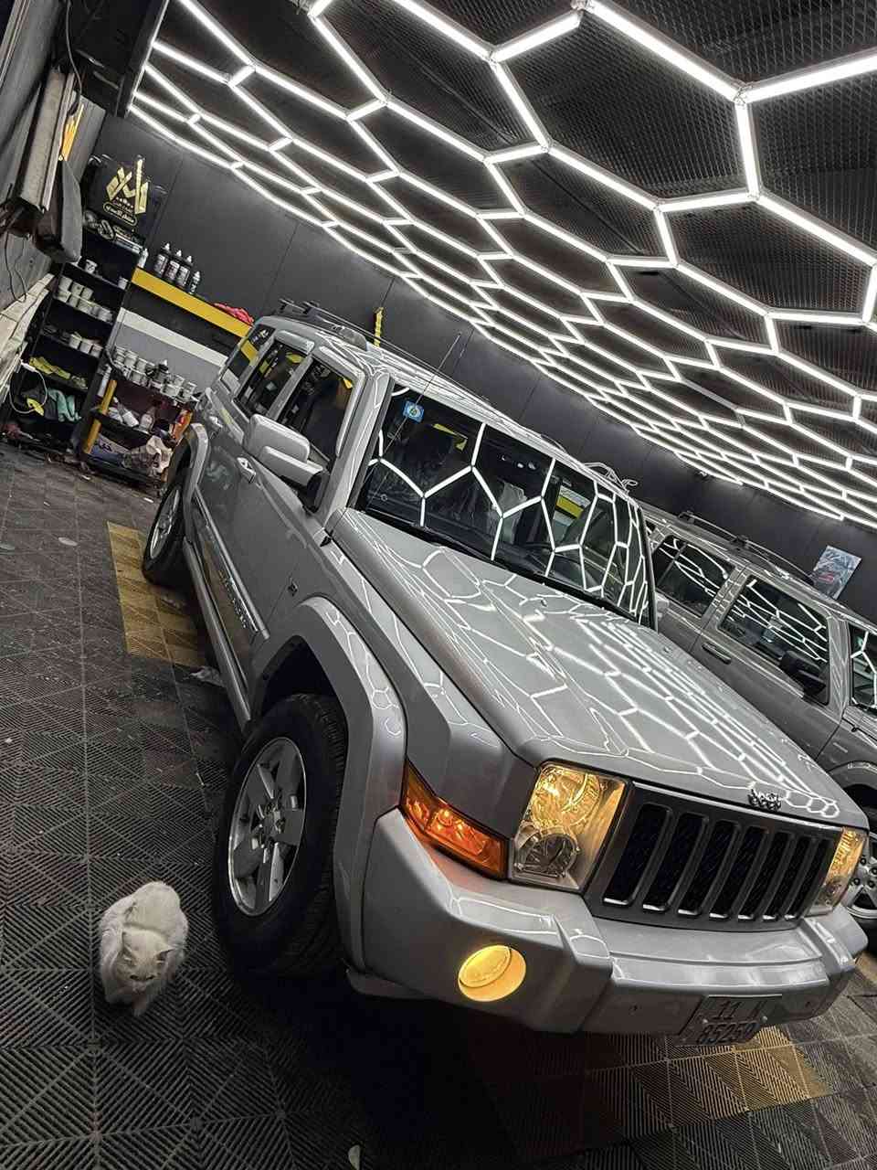 جمعة مباركة
للبيع فقط السيارتين جدد  ب اسمي تحويل مباشر ومكانهن بغداد العطيفية 
  *********** 

جيب كوماندر رصاصي 2008 مكينة هيمي 5700 رقم بغداد الجديد ماشيه 105 الف فول مواصفات للاخير 3 سلايد 3 قطع تبريد  بيهة صبغ فقط باب السايق وبنيد  جاهزة للاخير بدون اي نقص تخم تاير جديد باتري جديد تبريد ثلج  ومسويلها ادامة كاملة من منظومة بانزين وحمام ونانو سيراميك رايدها ب 122 ورقة وبيها مجال ..
   
وجيب كوماندر شمباني 2007 مكينة 3700 رقم بغداد الجديد ماشيه 130 الف فول مواصفات ما عدا السلايد بيهة صبغ فقط جاملغ خلفي وشبر بالجنطة وجاهزة للاخير بدون اي نقص تخم تاير جديد باتري جديد تبريد ثلج ومسويلها ادامة كاملة من منظومة بانزين  وحمام ونانو سيراميك رايدها ب112 وبيها مجال ..
