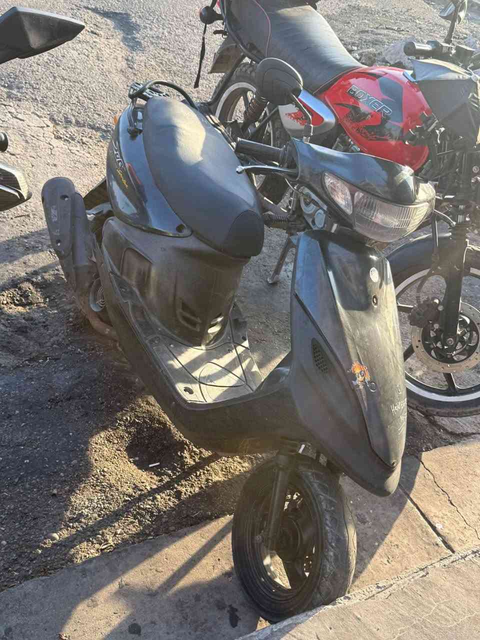 السلام عليكم ماكس قجمه 120 دراجه شغاله نص نكره بي وقت كهرباء هندر كله شغال دراجه بيه نقص قمجي بانزين وبنزات بريك ابيعه على وضعه هاذه ب250 بيه مجال بسيط اي استفسار وتساب ***********
