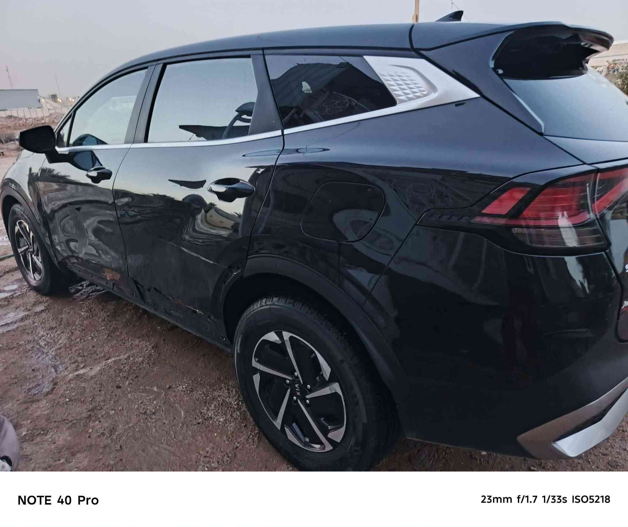 للبيع أو مراوس مع باجيرو كيا سبورتج 2023 1.6 Turbo Hybrid
السعر: 160 ورقة ($16,000).

​العداد: 69,395 كم.

​المواصفات: نص فول (AWD، رادارات، حساسات، تحكم، تخم تاير جديد).

​الحالة: صفر جك، ايرباكات سليمة، ناجحة فحص (هزة وقبان).

​الضرر: موضح بالصور.

​السنوية: رقم القادسية باسمي.

​الموقع: الديوانية.

​📞 للتواصل (أبو أيمن): ***********
