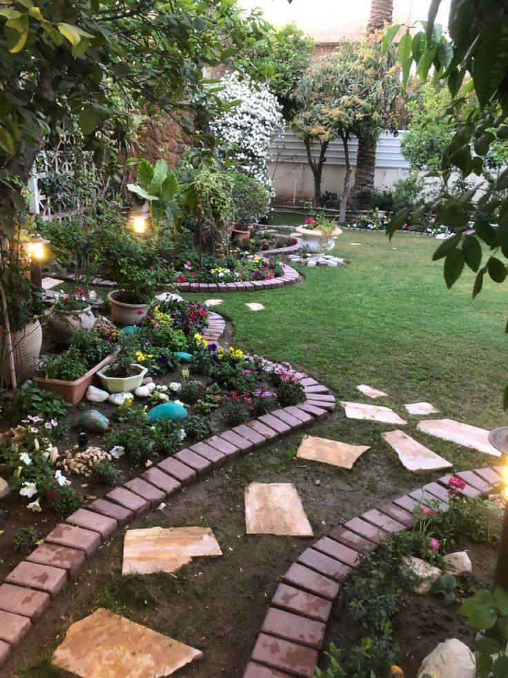 السلام عليكم.. 
متوفر عمال متفرغين  حالياً لكافه الاعمال تفليش او تقشير للبيوت 
ترتيب حدائق و ديكورات للحدائق و تقليم الاشجار و تنضيف للنخيل وتلقيح كامل للنخيل ولكافه الاعمال بشغل ممتاز جداً ويتوفر ايضاً قالب نجاره مع كادر نجارين محترفين ***********/////***********
للاستفسار الاتصال على الارقام او تعلق او دخلك خاص
