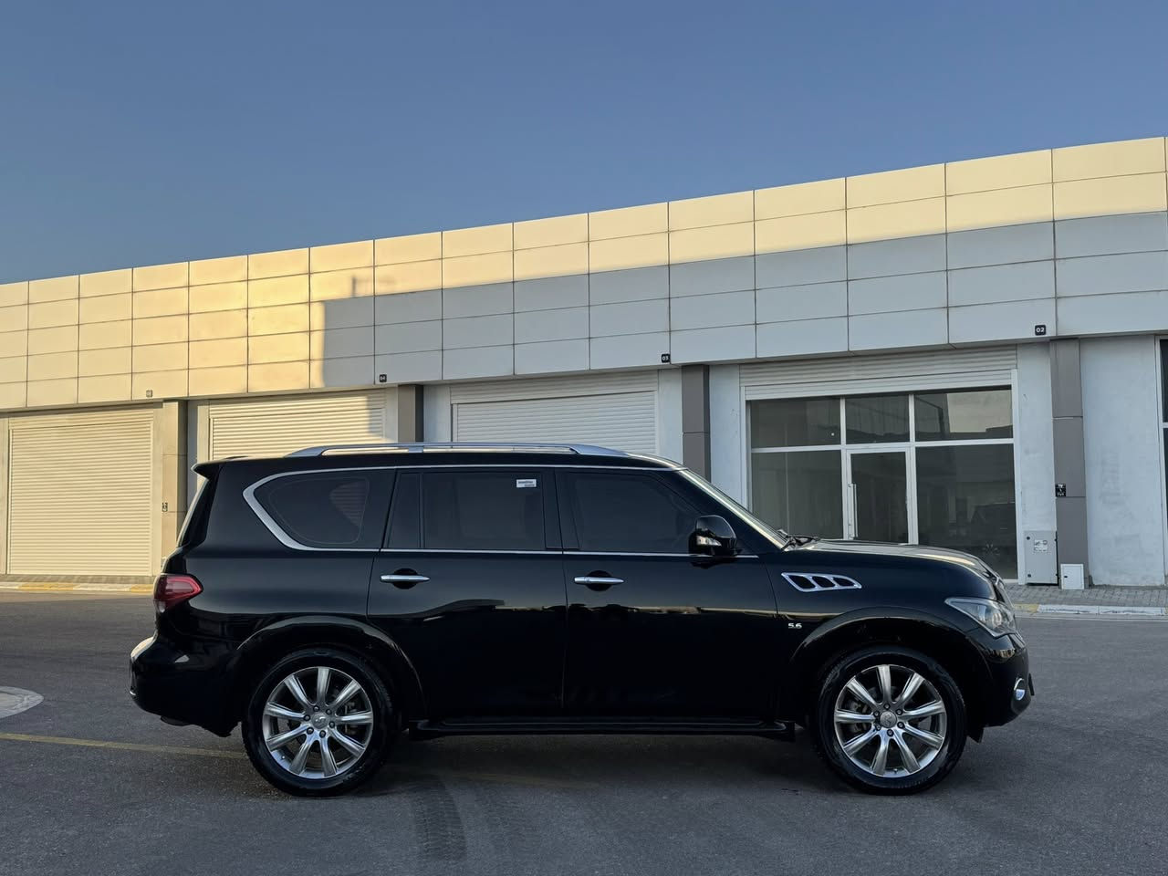 السلام عليكم 

🔥   ارخص    سعر   بكل عيراق  🔥  💵 🔥

✅نيسان اينفنتى  2014   خليجى   QX 80  پلاتينيوم ✅

✅         حجم  محريك        V8         ✅

✅  سياره  بدون  صبوغ   بى   شبر  تكحيل كارت 

✅  گير و محريك و صدر و كهرباى  ب شرط  بدون فتح

✅  ماشى    91   الف كيلو

✅  سيارة  بسمى    هزه فحص سنوى كلة جديدة

✅   مواصفات    فولل فول

{ كوشنات تبريد و تدفية _ فتحة _ شاشة _ 5 كاميرا
رادار _ داخل بيجى _ تشغيل عنبعود _ ساتيرن كهربائى 
_ ڤوليوم _ بلاجكتور  _ جلد _ حساس _ بعد }

✅    تلفون      ***********    ☎️

✅    مكان     سليمانية    🌇
