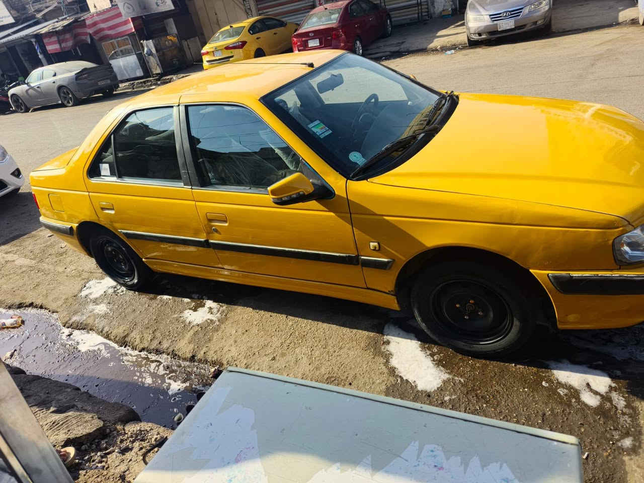 سلام عليكم  بيجو بارص  2015   كير مكينه صدر تبريد  مكفول السيارة جديدة  مكفوله من الصبغ من عدة الهلال الخلفي صفحت السكن   وبيه بارد بلجاملغ  المامي اليمنه  ولباقي مكفول   مكان السيارة بغداد باب المعظم الاستفسار ***********.
السعر 52
