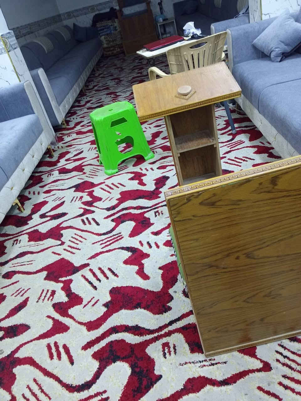 مصلايه خشب صاج ,+دوشمه مستعمله ***********
