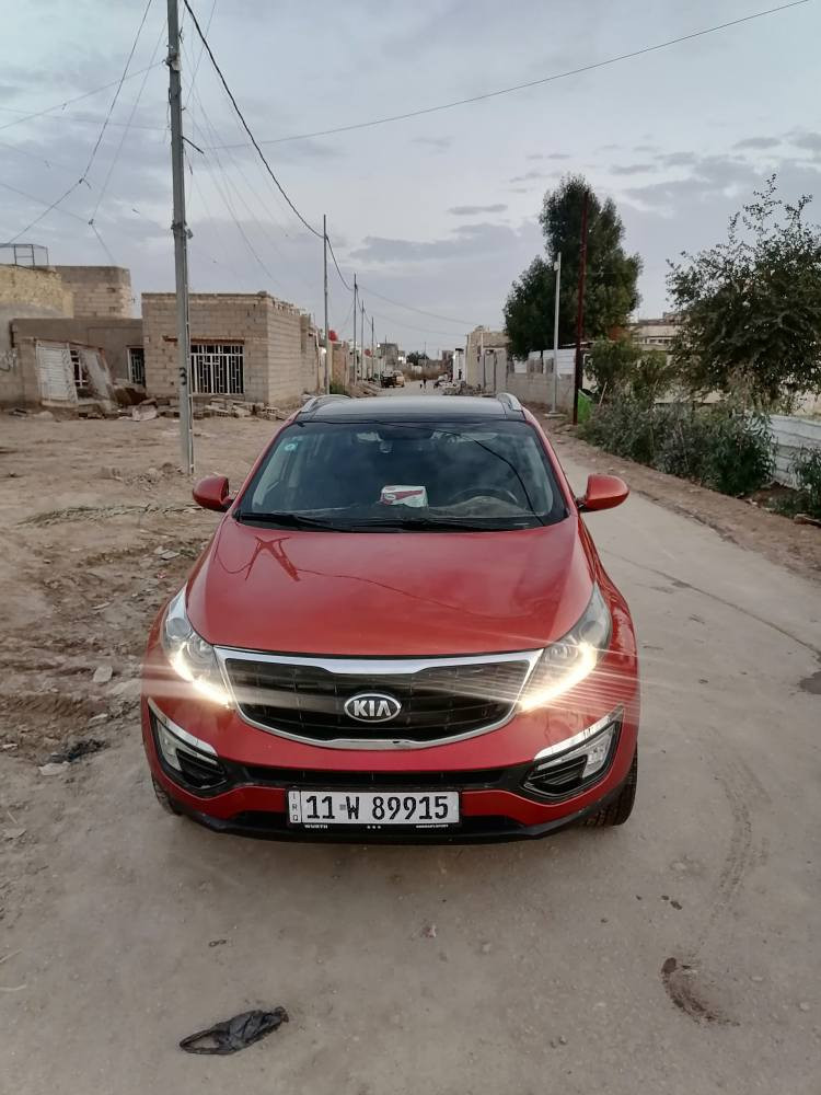 السلام عليكم 
مكلف بالنشر                                                  
Kia Sportage  كيا سبورتج موديل 2015 خليجي
✓رقم اللوحة: بغداد بسمي 
√المحرك: 2000 دوش (المحرك المرغوب
✓الناقل الحركي على وضع الشركة
✓الإطارات: جديدة
✓حدادي جديدة
✓نظام ECO Mode
✓اللون: مشمشي مميز
✓المواصفات الإضافية:
✓بانوراما
✓تحكم بالستيرين
✓كاميرا دائرية
✓حساسات خلفية
✓السعر:157 ورقة وبيه مجال
✓العنوان بابل ،القاسم. 
✓للاستفسار يرجى الاتصال 
***********‪
***********‪ حلة, بابل
