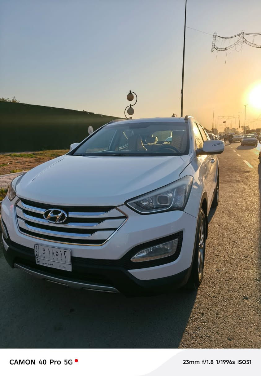 السلام عليكم سنتافي خليجي موديل 2013السياره نضيفه بمعنى الكلمه فقط باب الصدر بي صبغ وباب السايف بارد كد شبر جوه الامرايه 7 راكب ‭ 
تبريد قطعتين مكاني بغداد البلديات 

‭0772 281 0226‬
