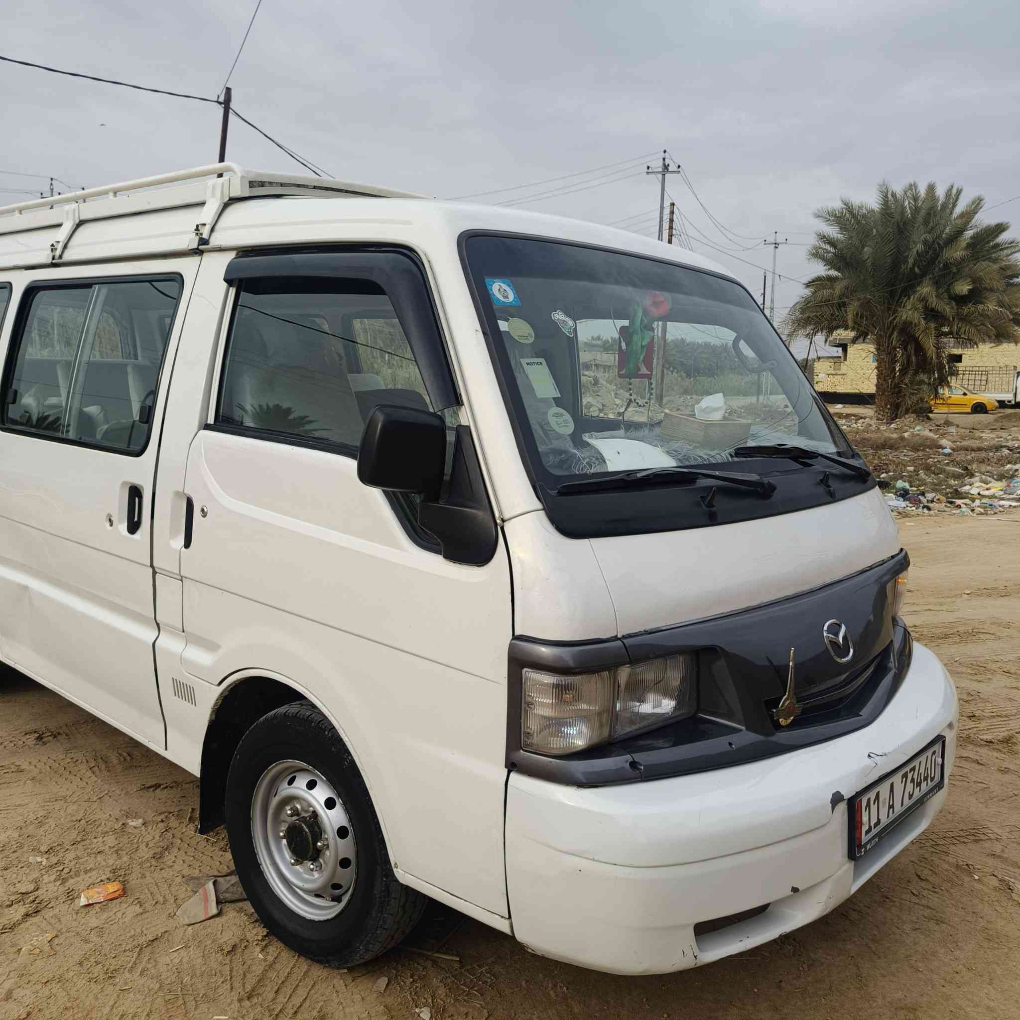 سلام عليكم بومه للبيع موديل 2009 سياره مقفوله تدفئه تبريد ثلج رقم بغداد سياره متواجده كربلاء سعر 130 ورقه وبيها مجال سياره نظيفه الاتصال‏‪***********‬‏
