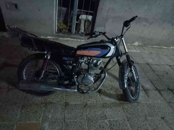 مطور للبيع نضيف بارت 5تسعات السعر 175او بي مجال للطيبين المو شراي ليبزعني رقم  ***********
