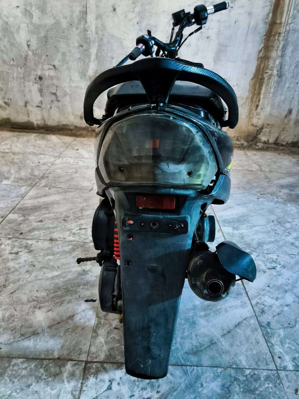 سلام عليكم ماكس عدله للبيع شغاله كهربائيّات كله شغاله مكينه ناعمه بوشه 49 شلعه و معدل السعر (350) بيه مجال تواصل خاص او رقم  ***********
