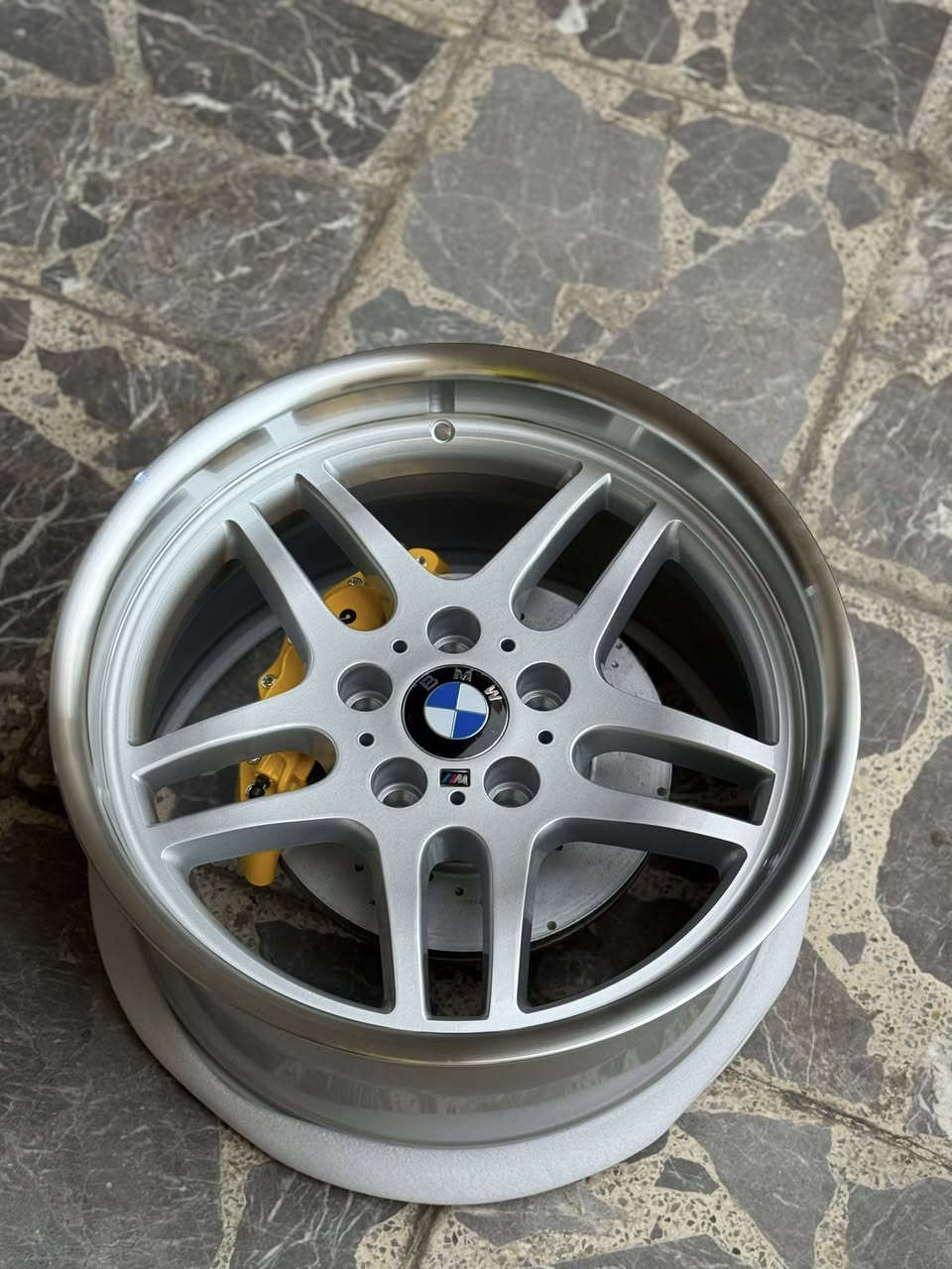 السلام عليكم
تخم ويل m حجم 18 توسايز 

جديد غير مستخدم

مكاني بغداد شارع فلسطين 
عدي توصيل لكل المحافظات
***********
***********
