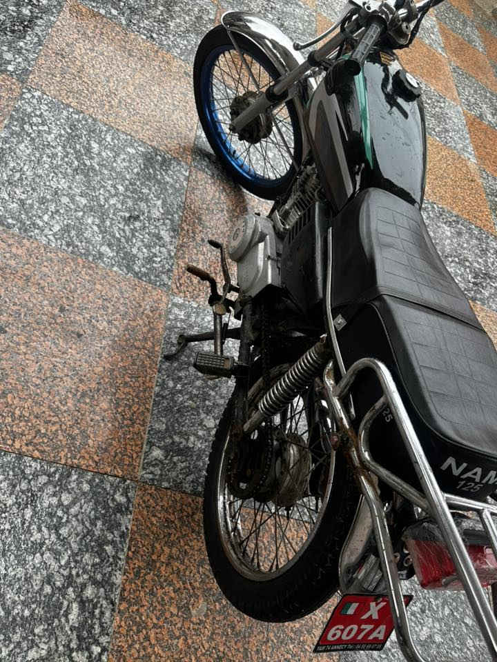 دراجه للبيع ادوات 400بيهة مجال ***********
