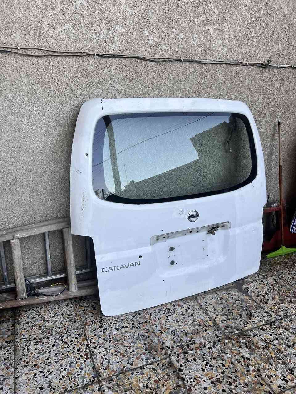 باب نيسان خلفيه للبيع 
هذا رقمي وأزيد شي متواجد وتساب***********
