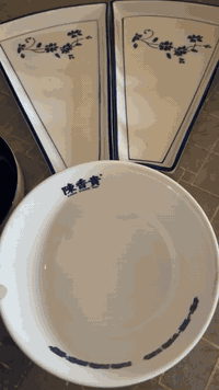 فرفوري امزون كله حراري درجة اولى سيتات تخبل ونضيفه 
القطعه ب ١٥٠٠ وبي مجال 

اكو توصيل داخل الرمادي 
***********
