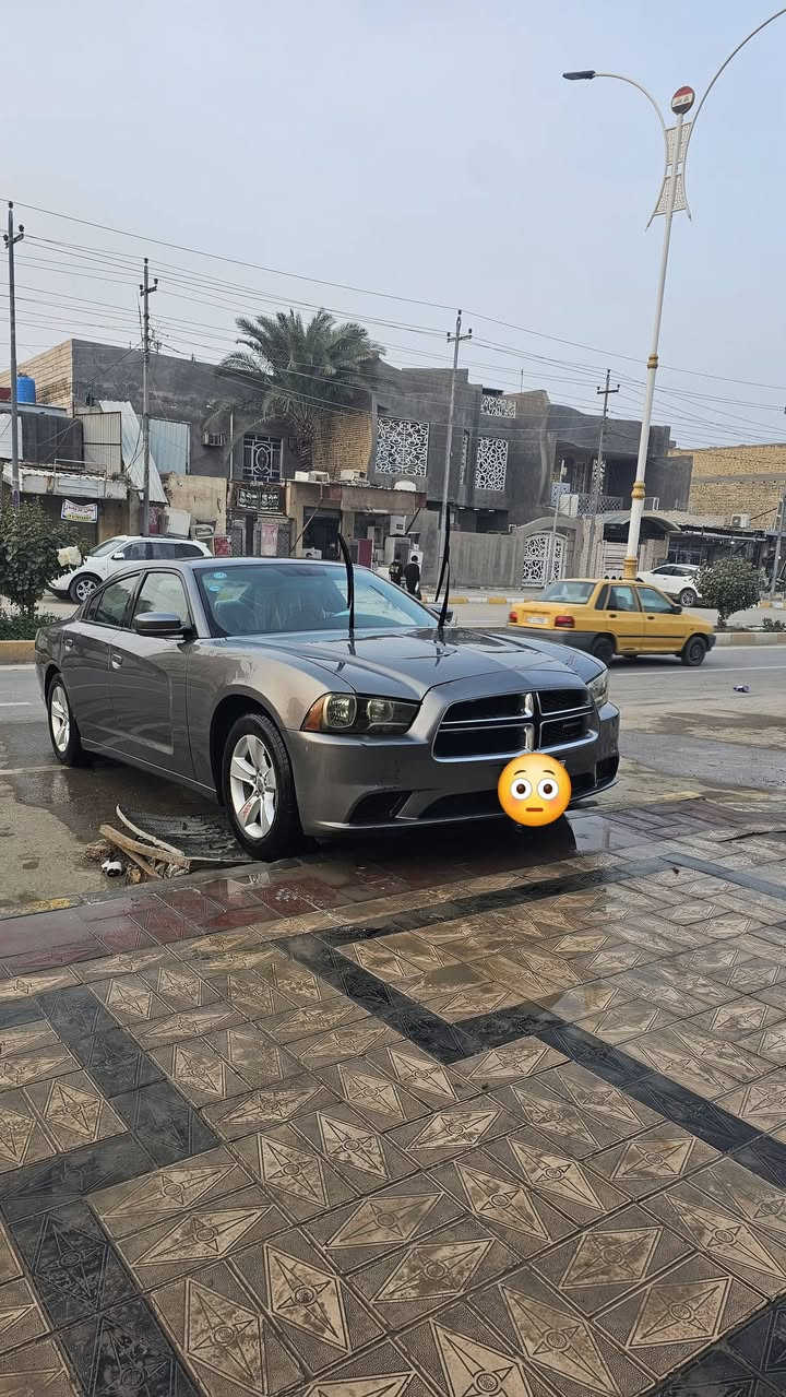 جارجر ١٤ نضافه فول كصه جنطه متومه طبق الاصل وكاله وهزه ورقم انكليزي دك حاسبه يلا تاخذها سعر ٥٥ مع المجال مكان الناصريه
***********
