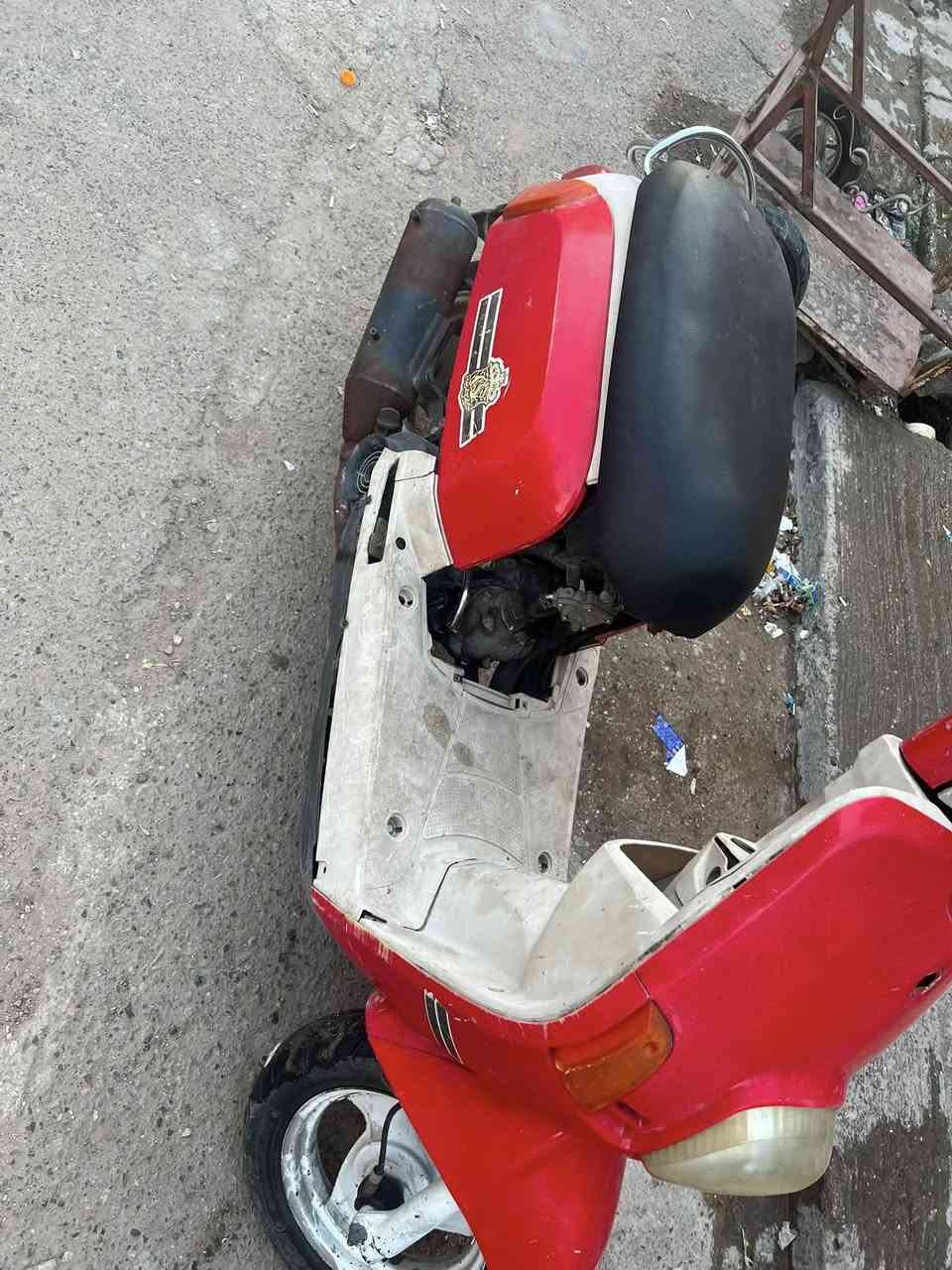 السلام عليك دراجه لبيع بوليس حلوه مكينه ناعمه تخبل سلف وهندر  جاهزه
السعر 425 بيه مجال 
العنوان بغداد الجديدة 
الرقم ***********
