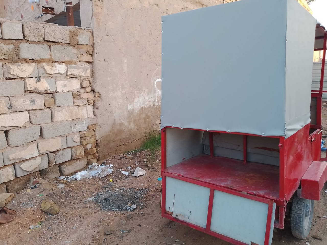 السلام عليكم هيه تكتك هيه ستوته شحن للبيع كلشي شغال اي عطل مابيه بطارياته مصطره الشراي ***********
