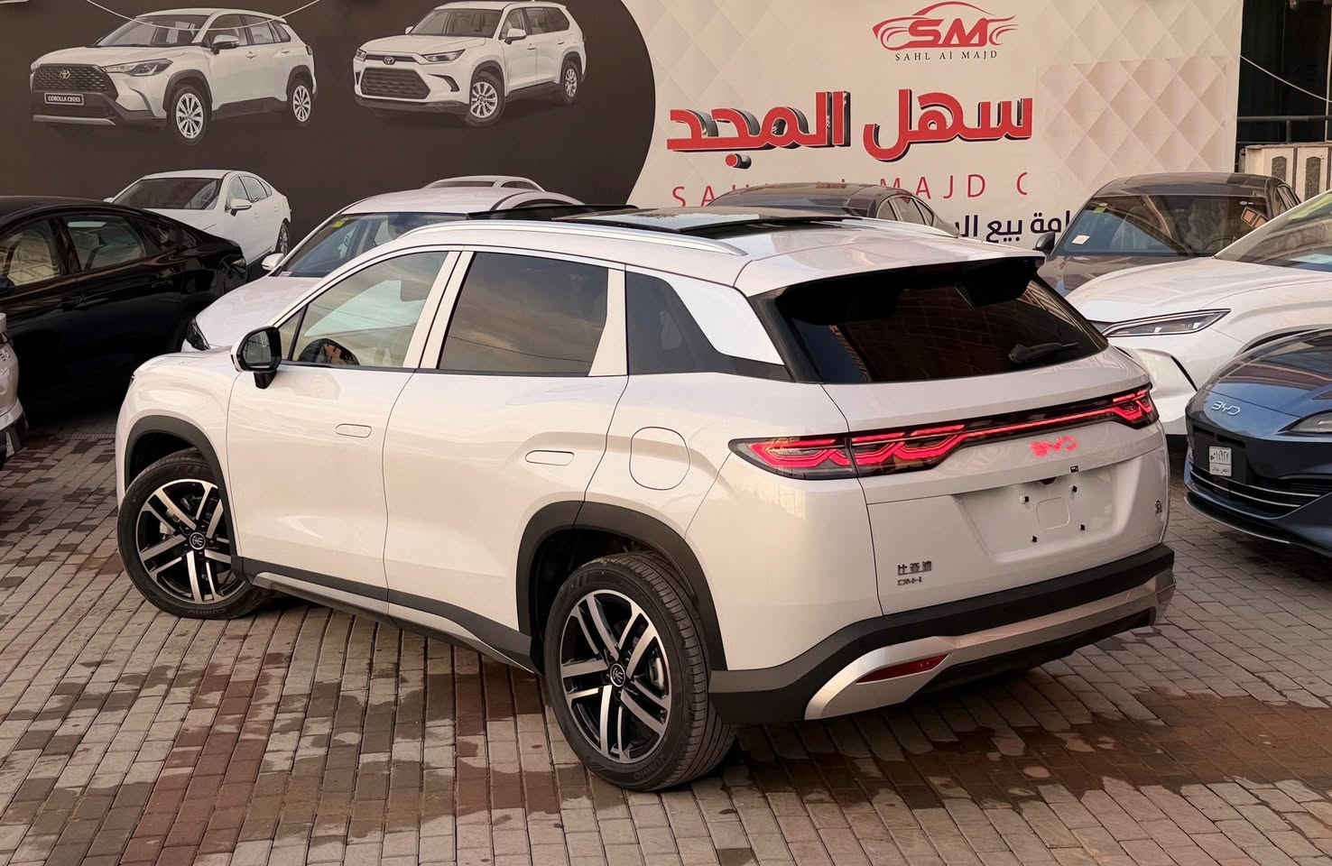 🔥🔥🔥تعلن سهل المجد لتجاره السيارات الحديثه 🔥🔥🔥
🔥🔥🔥عن وصول سونك ال فول الفول مواصفات 🔥🔥🔥

الاتصال والاستفسار 

***********☎️***********☎️
☎️***********☎️***********☎️

⚠️❗️  كرسين الامامية ال2 كهرباء + حار وبارد الكشنات +شاحن للهاتف 50 واط + انارة محيطية متعددة الالوان + عدسة امامية + جنطة كهرباء + شاشة قلابة 
بطارية تكون اعلى 🔋 
‏‎فول مواصفات فلاكشب 🆘
‏‎ 

‏‎سونج ال.           SONG L.      DM-i, 2025
‏‎سلندر: 4 سلندر: 
يمشيك 120 بشحنة وحدة

‏‎سقف بانورامي - صندوق كهربائي  - التحكم على المنحدرات - مستشعر وقوف - تدفئة المقاعد - تبريد المقاعد - بصمة - مسند الذراع - مثبت السرعة - نظام المفتاح الذكي - مقاعد كهربائية - المصابيح الأمامية ليد - قفل مركزي للأبواب - مانع الانزلاق - التشغيل عن بعد - رادار - شاحن لاسلكي - فرامل الوقوف الإلكتروني - وضع القيادة - إضاءة ترحيب - منقي هواء - التحكم الإلكتروني في الثبات - مثبت السرعة التكيفي - نظام التوجيه الكهربائي - خطافات السحب

✍️العنوان السيديه قبل دخول الخيزران
