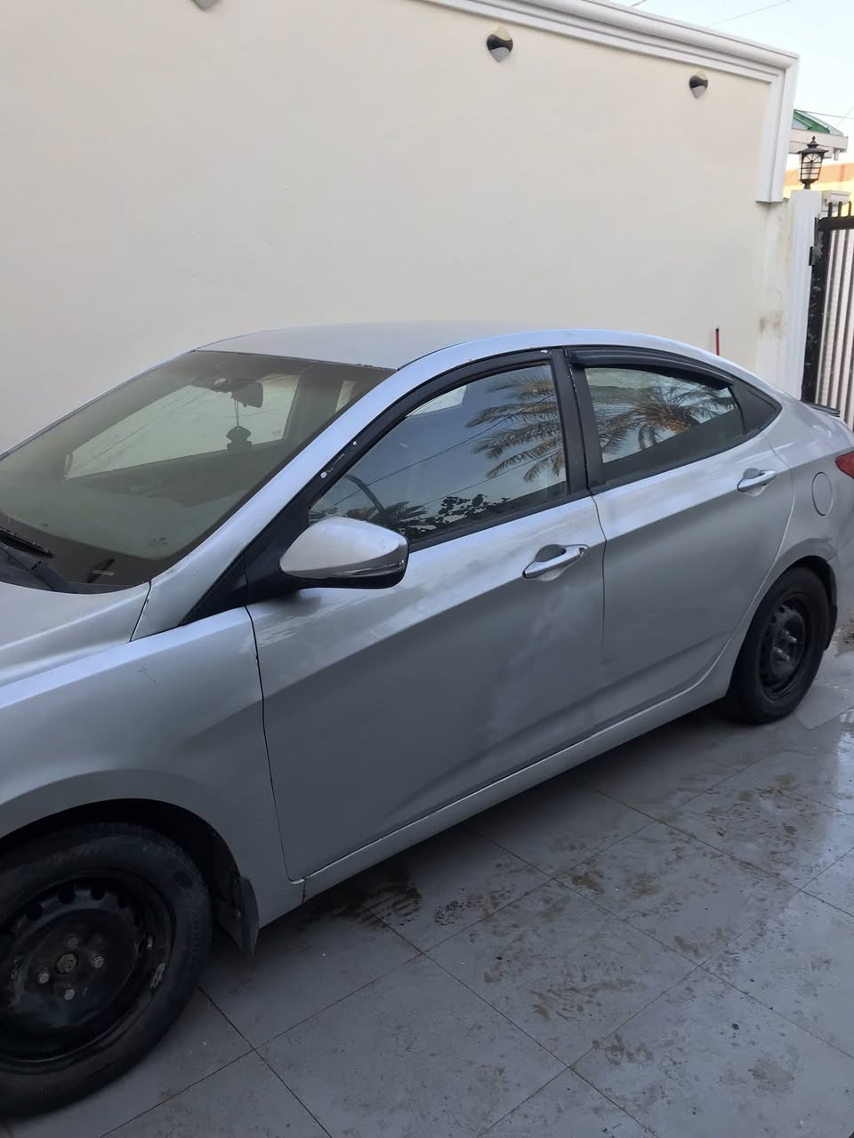 اكسنت ١٢ تدفئه تبريد بأسمي بيهاخيط بخار ماتنقص بيها باب صبغ وجاملغ حداديه ماعايزه قليل سعرها ب٧٠.  بيها مجال قليل


**إذا كنت صاحب هذا الإعلان وتريد حذفه لأي سبب، رجاءا أرسل رسالة إلى الدعم الفني**