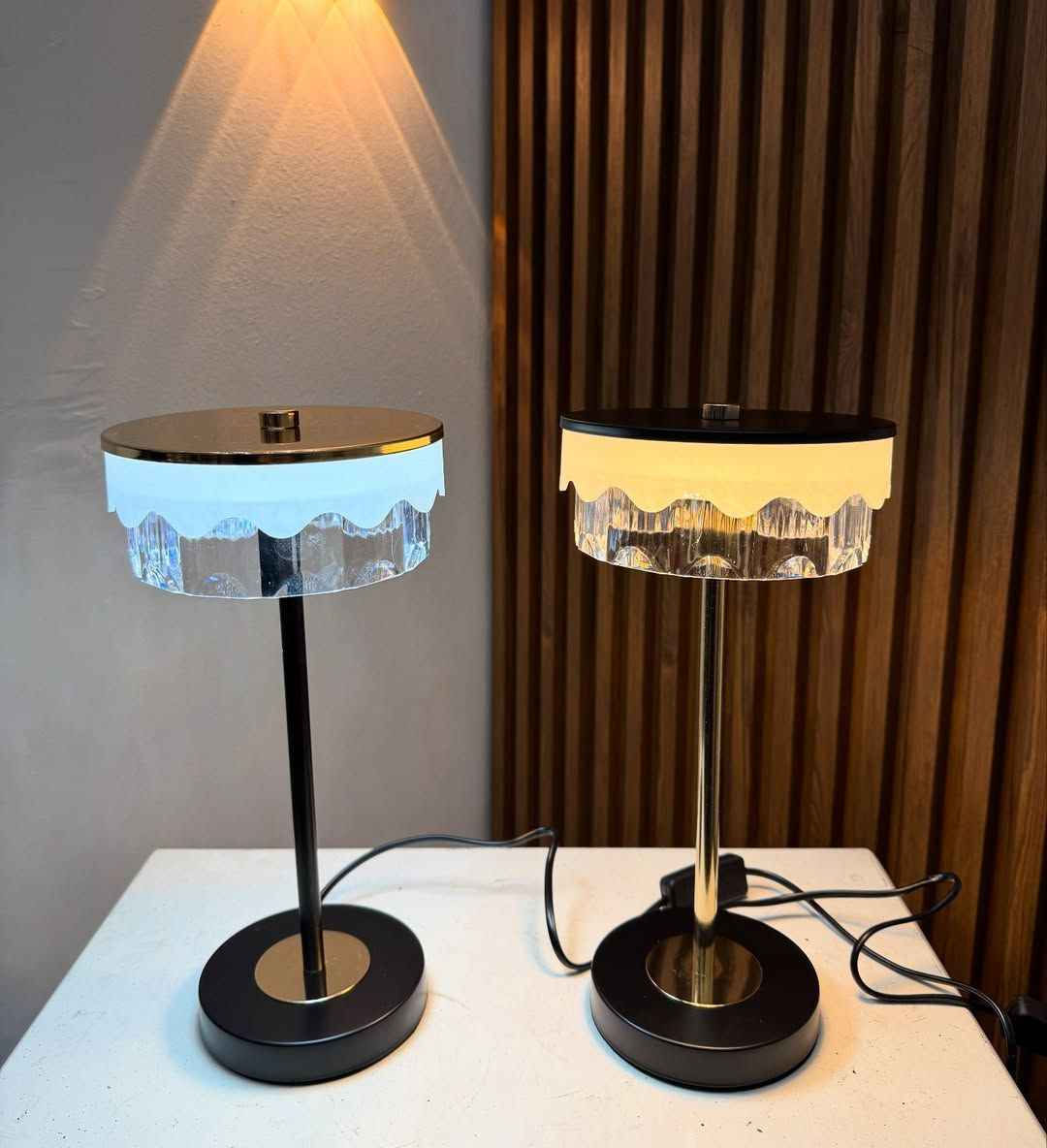 تيبلام منضدي  موديل حديث 

متوقر باللون  اسود ذهبي 

اناره ٣ اللوان(ابيض اصفر شمسي)

ارتفاع (٤٠سم) بغداد, العراق


**إذا كنت صاحب هذا الإعلان وتريد حذفه لأي سبب، رجاءا أرسل رسالة إلى الدعم الفني**