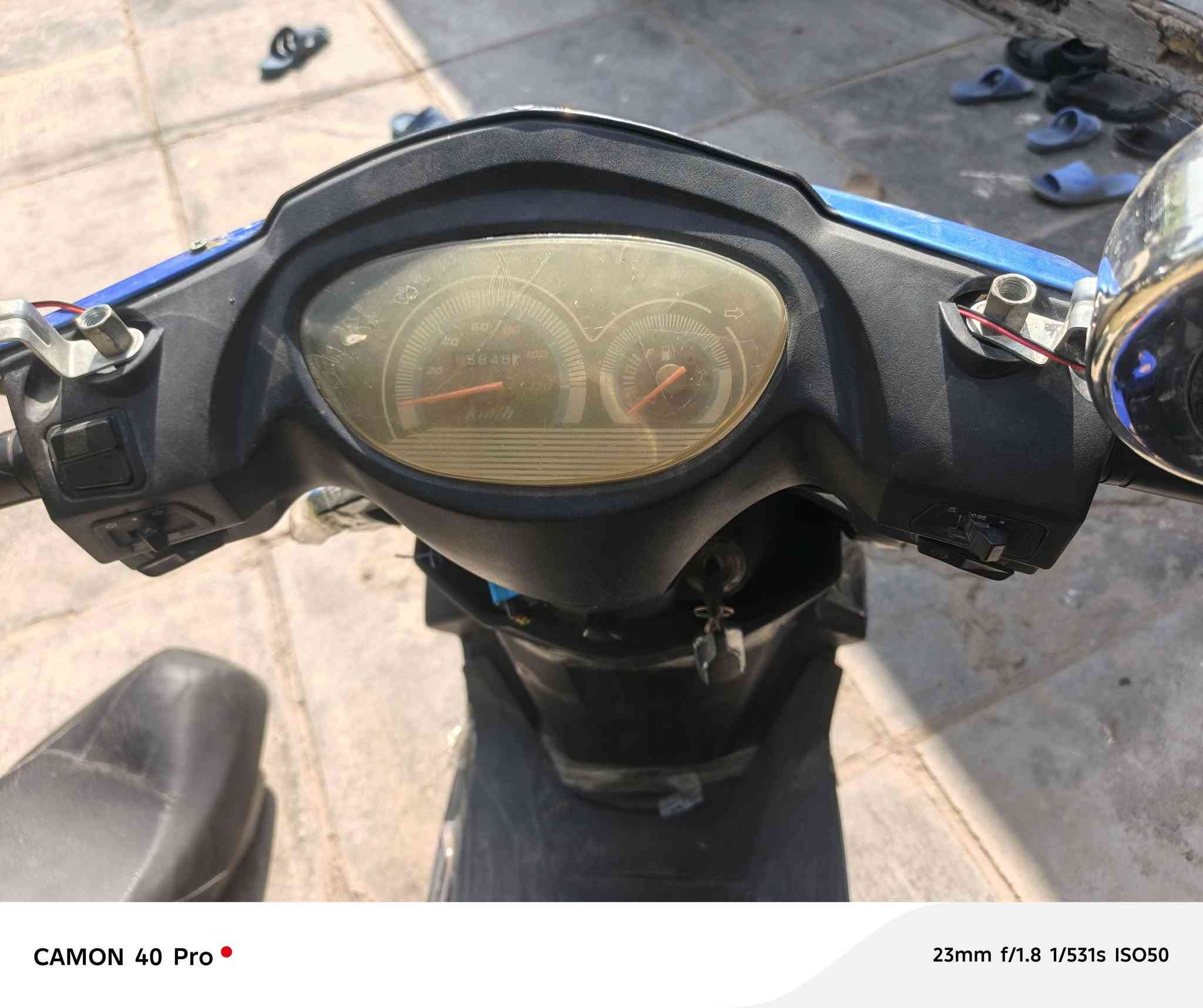 السلام عليكم دراجة للبيع موديل 25 ناعمة امتياز اوراق استنساخ 4 كير اراوس بسيفان 5 كير او اي موديل محرك 125 مامفتوح. مكان النجف. ***********.📞
