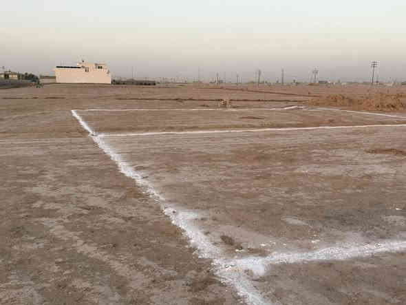 قطعة ارض للبيع زراعي مساحة 400 متر (تجاري ) بالصيادة قرب الشقق صيادة مقابل مجمع بوابة كركوك سعرها 14 مليون بي مجال بسيط ماي وكهرباء يمك للأستفسار ***********
واجهه 20والعمق 20 م والشارع 40 متر كدامه سايدين 
#ضمانات
 مدنية عشائر والورثة 
نسخة من المستمسكات البائع والعنوان البائع
