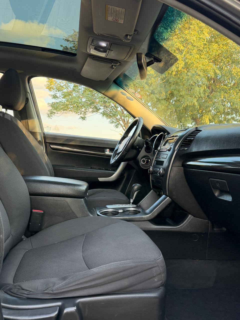 السلام عليكم
للبيع او مراوس
كيا سورنتو 2012 خليجي
مكفول كفاله عامه
بيها سونارات ثنين مرفقات
اخر شي بل صور 
موصفات
فول عدأ بصمة
رقم أربيل هزة وسنوية 2031
وبراد 2027 يعني كبل بسمك 
بنوراما 
جام اتوو
محرك 6 سلندر 3.500
7 راكب
محرك كير مكفولات ممفتوحات
حساسات خلفية
لد خلفي
5 تايرات جديدة مع السبير
5 ويل كب
ويل كب 18
كروس او مثبت سرعة
يدات نيكل
داخل اسود المرغوب
مري شفط
اشاير بل مري
تحكمات ستيرن جهتين
تبريد بيانو منفصل
تبريد ثلج
السياره جديده وحلوه كامله مكمله حتى كتلوك الشركة  بيها 
مكان السياره _ديالى _ المقدادية 
السعر ( اتصل )
رقم الهاتف *********** بغداد, العراق
