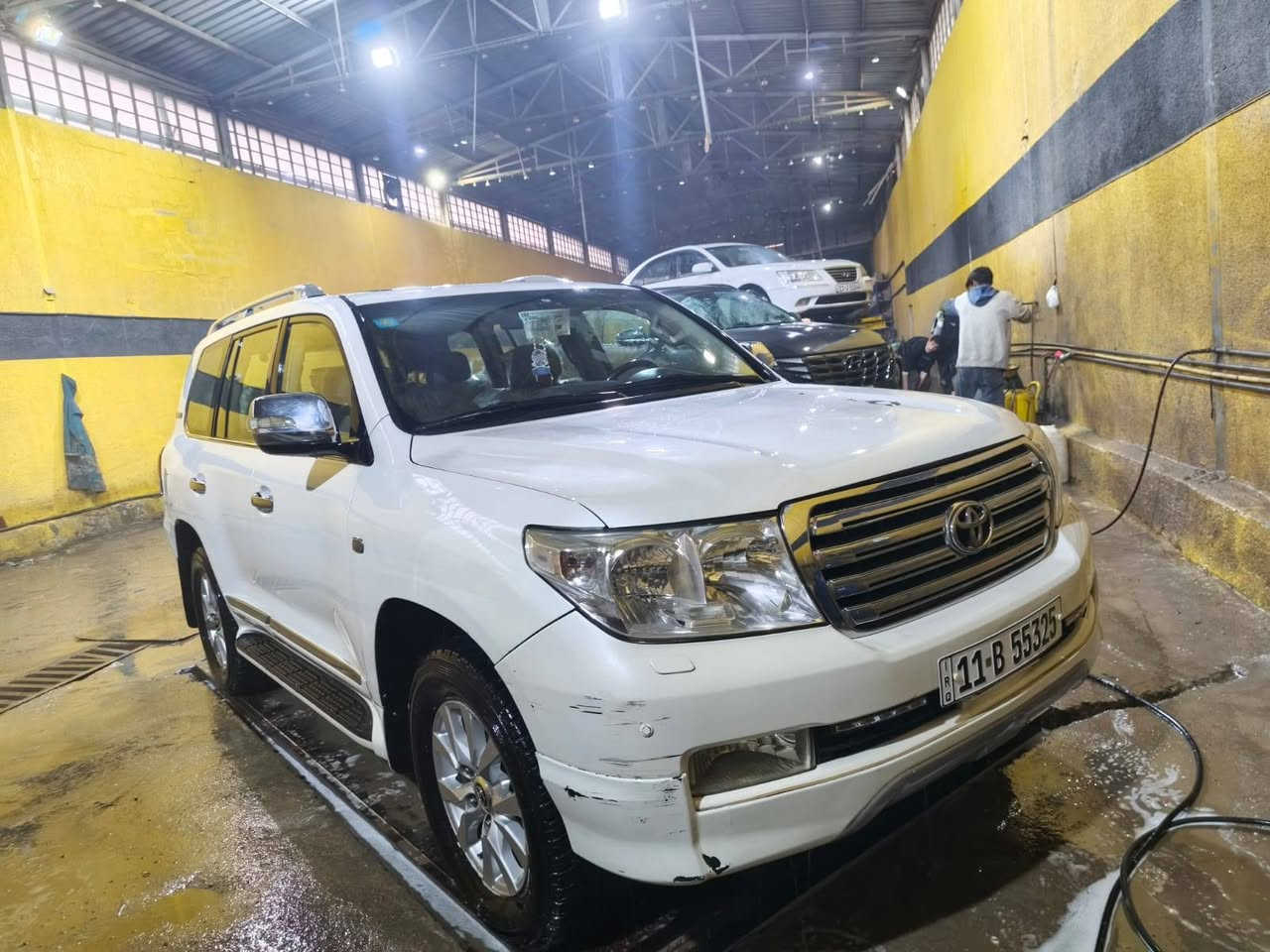 لاندكروزر موديل 2010 رقم بغداد الماني مشروع وطني إنكليزي بسمي مكفول كفاله من صبغ  وميكانيك بكانه بغداد  رقمي ***********  السعر 310 ورقه
