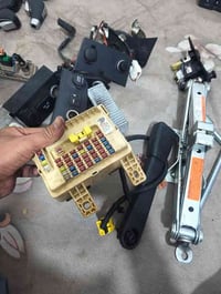 عروض مال رينو بيهم ال غير سيارات الي يحتاج منهم السعر الوحده على 10 ال...