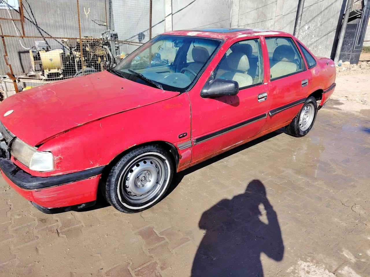 سياره جاهزه مال جناي سعر 22 بويها مجال***********
