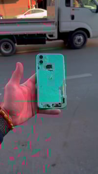 🫡 شلون الصحة حبايب🤍  والله مستحي اعرضة الكم 🤣🤣🤣   ايفون 📱: 11 عادي (عر...