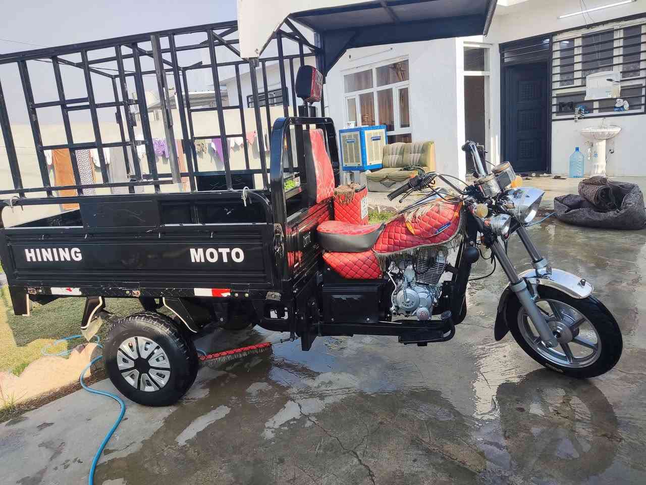 السلام عليكم اخوان ستوته للبيع موديل 2023 بعد كلشي عل شركه صبانه ما مطخوخه طالب عليه 3100 ثلث ملايين وميه وبيها مجال قليل ورجان مو شراي لاتعبني هاذه رقمي وبيك خير وتدلل عل اكدر عليه *********** واتساب هم موجود
