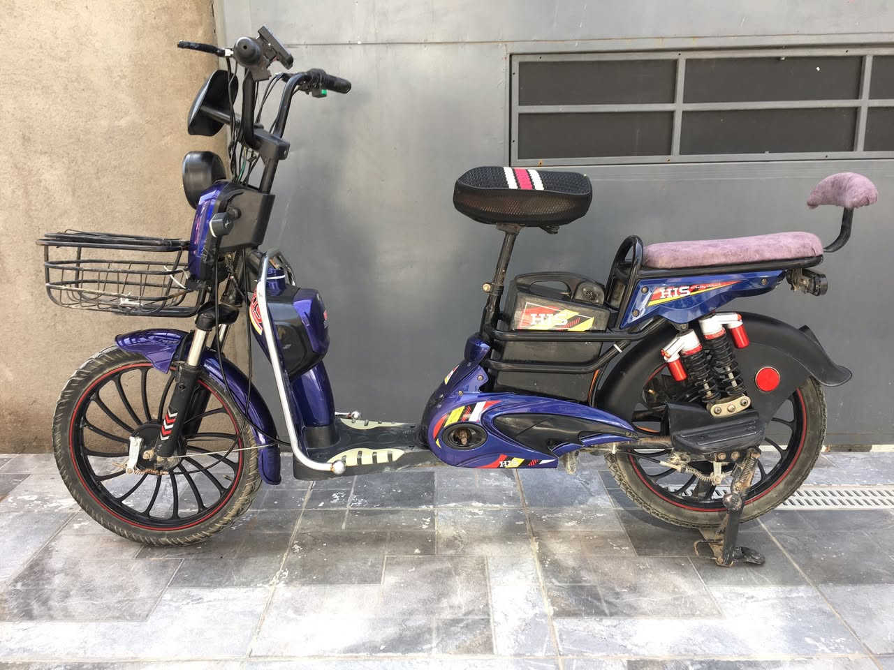 سلام عليكم
السعر 250 وبي مجال بسيط للشراي 

حجم 20 بطاريات عدد5 مكفولات وحالتهن ممتازة  كهربائيات شغالة دراجة نظيفة اي استفسار خاص


**إذا كنت صاحب هذا الإعلان وتريد حذفه لأي سبب، رجاءا أرسل رسالة إلى الدعم الفني**