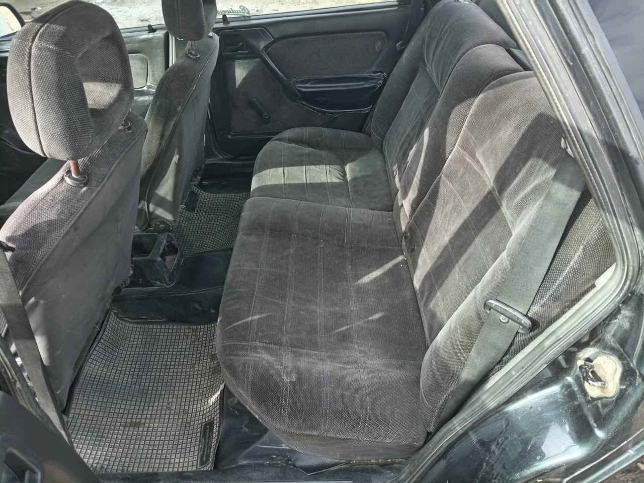 السلام عليكم
للبيع اوبل فكترا موديل ٩١
حجم 18
رقم الماني السنويه لغاية 2029 
تواير جدد
طخم جديد
بلادية بعد الدواير مامصلحه
مصبوغة عام جمالية
السعر 44 وبيها مجال
مكانه كسك


**إذا كنت صاحب هذا الإعلان وتريد حذفه لأي سبب، رجاءا أرسل رسالة إلى الدعم الفني**