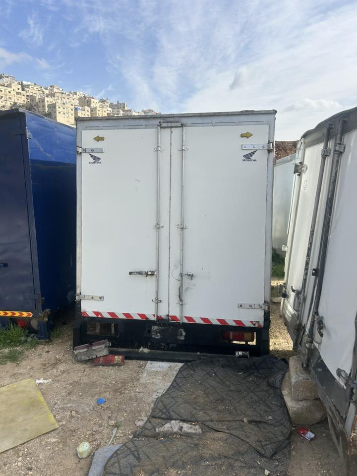 بسم الله الرحمن الرحيم
موجود احواض و حافظات و صناديق وهيونداي بورتر و كيا بنقو (دبل كمين او كبينه او كبينه و ربع )من كافة و جميع الموديلات من قديم إلى الحديث و احواض زيرو 
الخدمات : فك و تركيب او تبديل او شراء في أسعار و ميزات ممتازه 
و في جميع الأوقات 
الموقع : عمان راس العين مقابل غالب مول 
للاستفسار 0785567318


**إذا كنت صاحب هذا الإعلان وتريد حذفه لأي سبب، رجاءا أرسل رسالة إلى الدعم الفني**