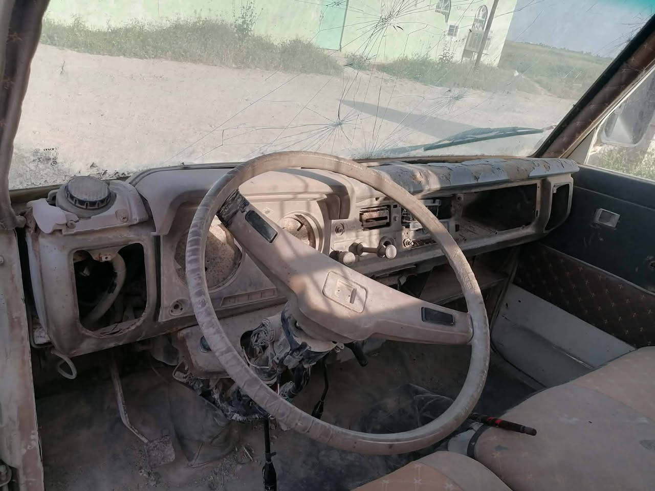 دانيه موديل 82لون ابيض للبيع مكينه معمره رايمن كير اكسن شرط حداديه حيل نضيف ابيع كوم حديد بس مكفول من الحكومه والعشاير سعره 25العنوان موصل


**إذا كنت صاحب هذا الإعلان وتريد حذفه لأي سبب، رجاءا أرسل رسالة إلى الدعم الفني**