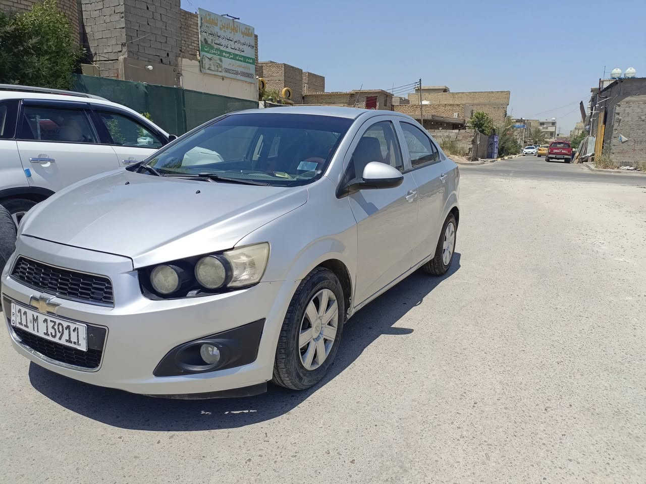 السلام عليكم
شوفر سونك ٢٠١٢ 
رقم بغداد بسمي هزه جديده
كير ومكينه مكفولات
تبريد تدفئه شغال
كير اوتوماتيك
كهربائيات كلها شغالة 
ما بيها كل نقص
بيها ثلاث قطع صبغ أبيعك احزان
  السعر 58وبيها مجال
مكان السياره بغداد الكاظمية 
***********
***********
