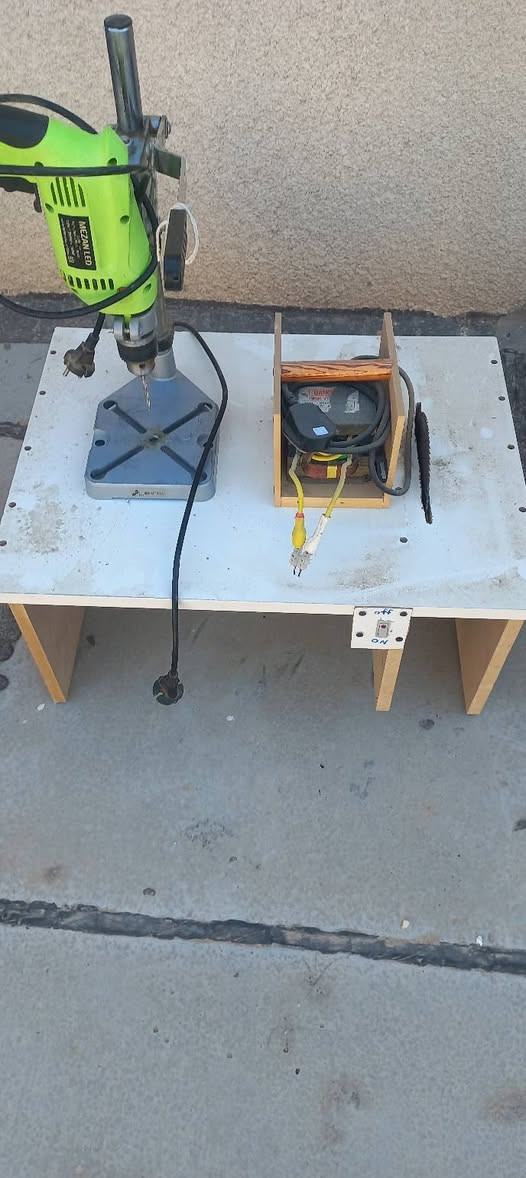 السلام عليكم.. غراض للبيع شلع والسعر والتفاصيل خاص
كمبريسر شغال بس قبغ الدهن مفطور ويسرب قليل 
ميز منشار خشب شغال 
ستاند دريل + دريل تثقيب
درج المنيوم 
لاحمة نقطية 
بغداد حي الجهاد


**إذا كنت صاحب هذا الإعلان وتريد حذفه لأي سبب، رجاءا أرسل رسالة إلى الدعم الفني**