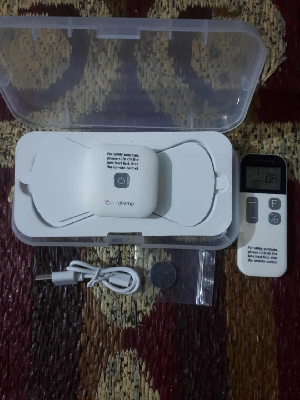 سلام عليكم من رخصة مدير الكروب هذا الجهاز هو Comfytemp Wireless TENS Unit، وهو جهاز محمول لتحفيز الأعصاب والعضلات كهربائياً لتخفيف الآلام.
الوظيفة: يستخدم نبضات كهربائية منخفضة التردد لتخفيف آلام الظهر، الكتف، والتشنجات. 

المميزات: يأتي مع جهاز تحكم عن بعد، قابل لإعادة الشحن، ويحتوي على 15 وضعاً مختلفاً للعلاج. 

تعليمات السلامة: قم بتشغيل وحدة الـ TENS (الجهاز الرئيسي) أولاً، ثم قم بتشغيل جهاز التحكم عن بعد. للبيع قطعتين


**إذا كنت صاحب هذا الإعلان وتريد حذفه لأي سبب، رجاءا أرسل رسالة إلى الدعم الفني**