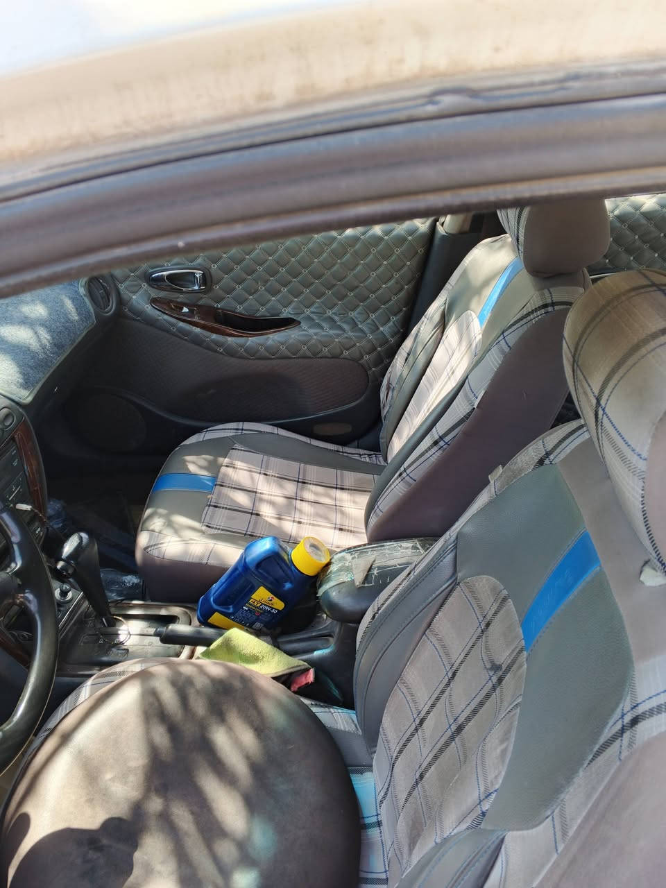 سياره دايو لكنزه للبيع كير البك عاطل والمحرك بيه صوت بكن رقم بابل الاتصال على الرقم هذا ***********
