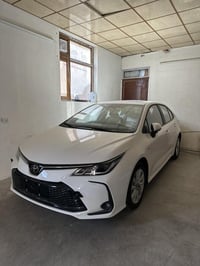 توێتا کرۆلا 2025 سفر کم کاتی نەشکاو سۆنەر کراوە نوکەدەرزی پێوە نیە 100...