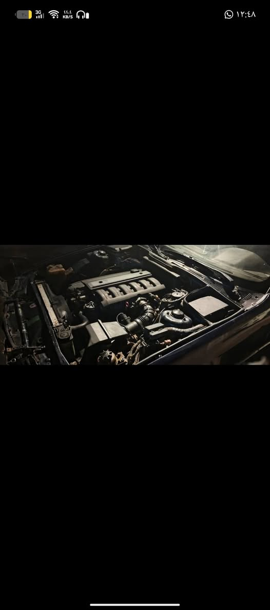 السلام عليكم بي ام 525 مسكر تك فانوس وكير عادي  
مكينة وكير جدد رقم بغداد انكليزي مميز تحويل ثاني  يوم سياره جاهزه وبيها نقوصات بسيطه  سعرها 45 ورقة وبيها  مجال  بسيط مكانها ناصرية مركز 
هاتف: ***********
