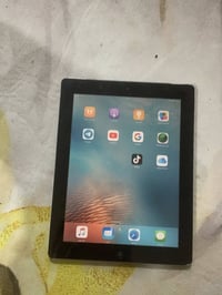 آيباد ميني ٢ • للبيع