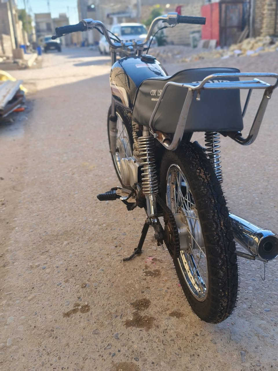 سلام عليكم دراجه للبيع حربي مكينه مال إيران نمس بدون الدراجه كله جديد وياله جدد صدر جديد دبلات وره جدد تواير جدد كله جديد ذبيتهه المكينه مفتوحه بس ولفات واذ مراوس بماكس منغولي او عدله  حربي بلاد ايشي اهمشي النضافه واذ بيع سعرها ب450 وبيهه مجال قليل مكاني صحففين فلكه القاضي 
رقمي ***********
