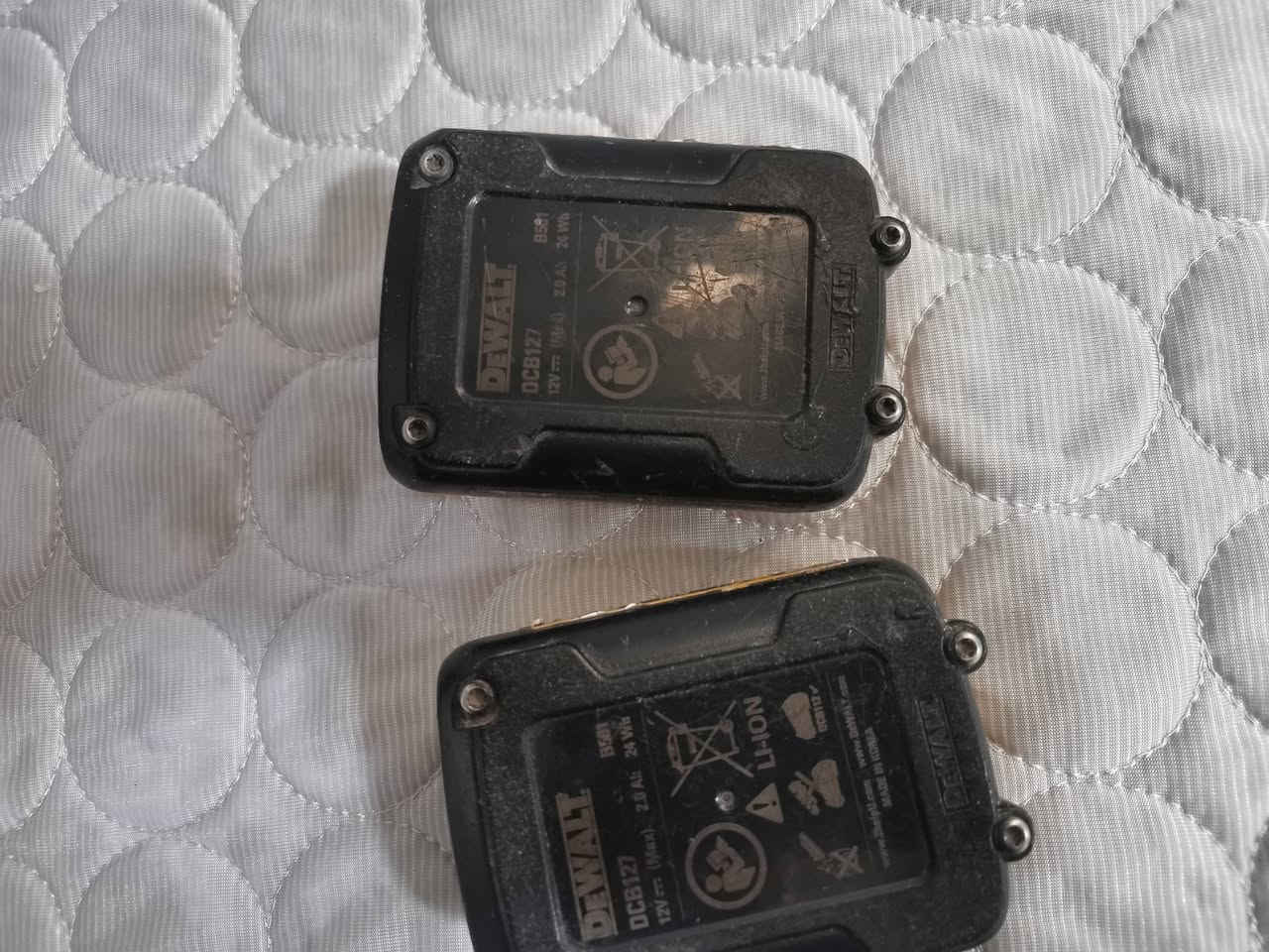 للبيع 12 فولت 2 امبير


**إذا كنت صاحب هذا الإعلان وتريد حذفه لأي سبب، رجاءا أرسل رسالة إلى الدعم الفني**