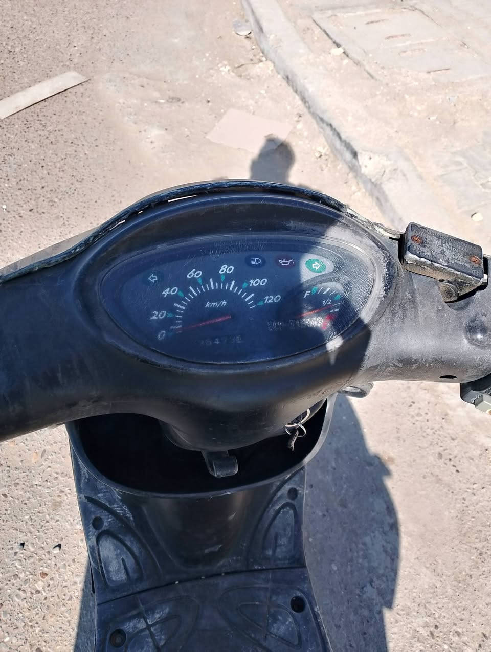 سلام عليكم دراجة اكزز 120 خبط مكينه مجفته بس مو عندي صارلها فترى طويله عندي تايرات جدد كهربائيات شغاله اشاير لايت بك لايت و السلف يحتاجله باتري و و خلل بالدكمه مال السلف يحتاجلها تبديل الدراجة هندر واحد تشتغل الصبح ما تعب بالتشغيل السعر 350 وبيها مجال العنوان البصرة التنومة اخوان موجود واتساب رقمي ***********
